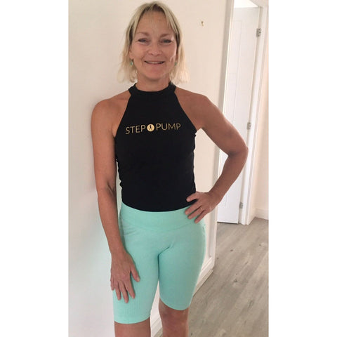 Step n Pump Essentials Peppermint Green Ribbed Seamless Shorts with Phone Pocket