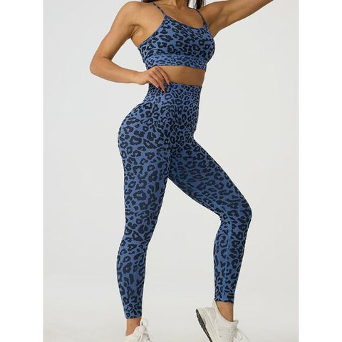 Step n Pump Exclusive Comfortable Seamless Blue Leopard Top